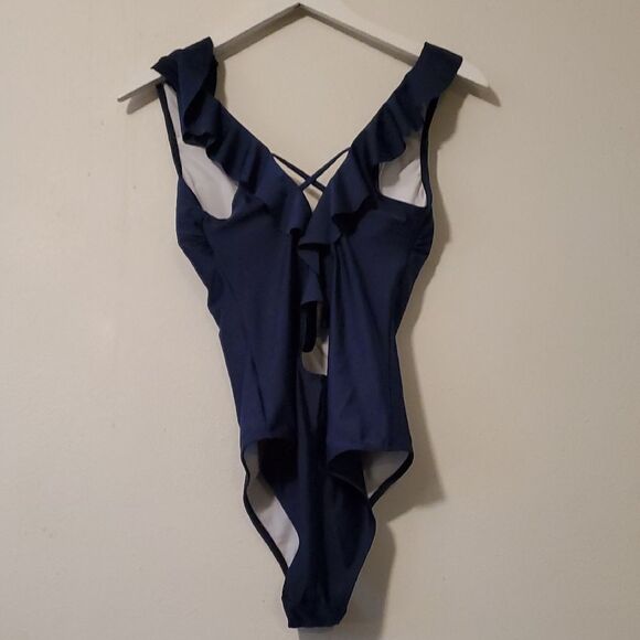 ANavy Ruffled One-Piece Swimsuit - Picture 6 of 6
